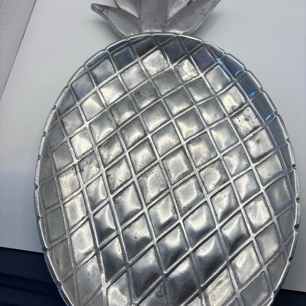 Silver Pineapple Pewter Serveware Platter - Picture 3 of 5